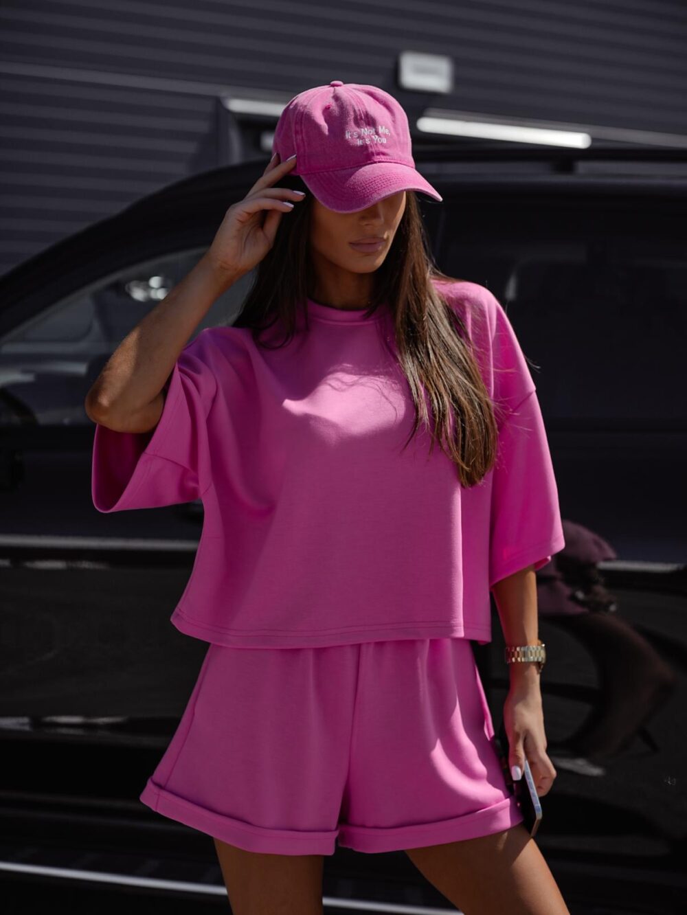 Komplet Damski Relax Fit – Oversize T-shirt i Szorty - cukierek - obrazek 3