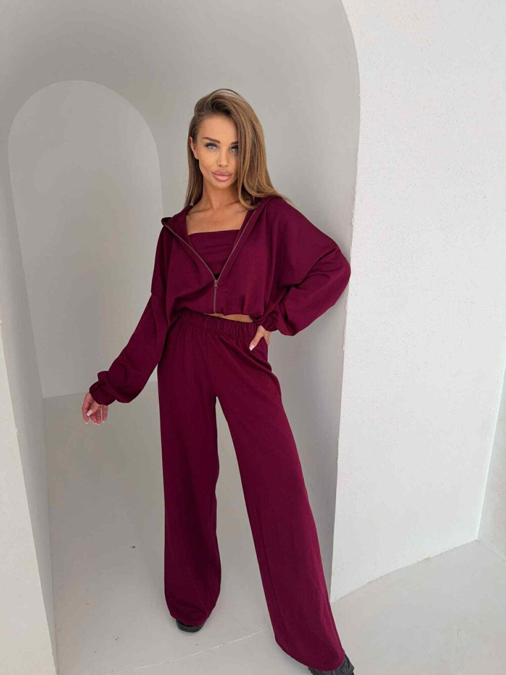 Komplet Cozy Elegance bluza, spodnie i top – burgund - obrazek 6