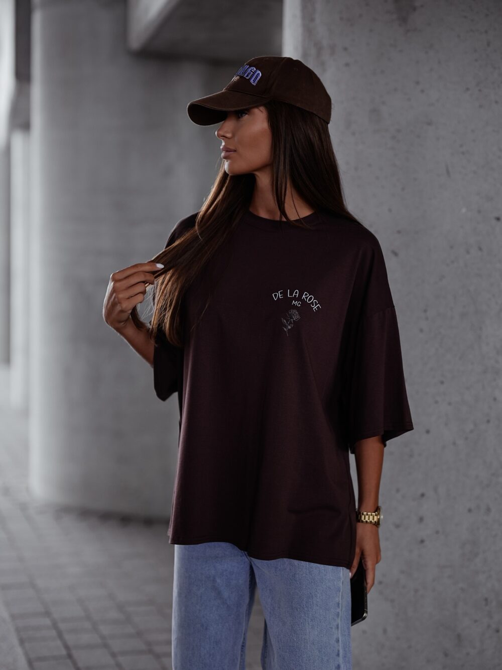 T-shirt "De La Rose" – Oversize Street Look - czarny - obrazek 4
