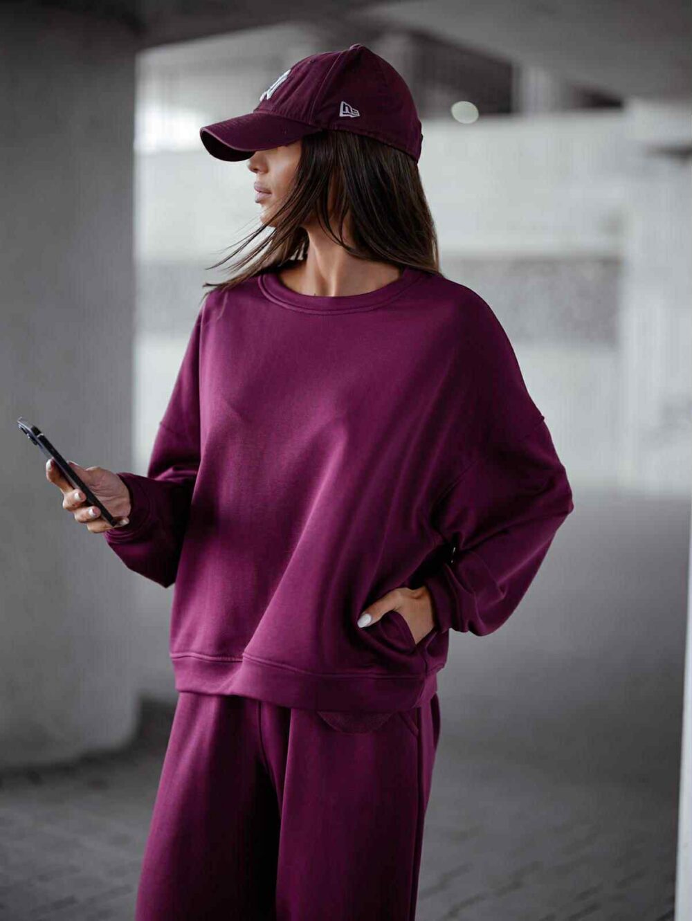 Komplet dresowy Relaxed Fit - burgund - obrazek 4