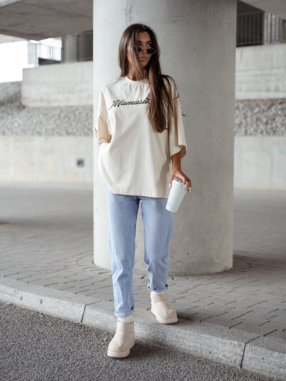 T-shirt oversize Mamasita - ecru - obrazek 2