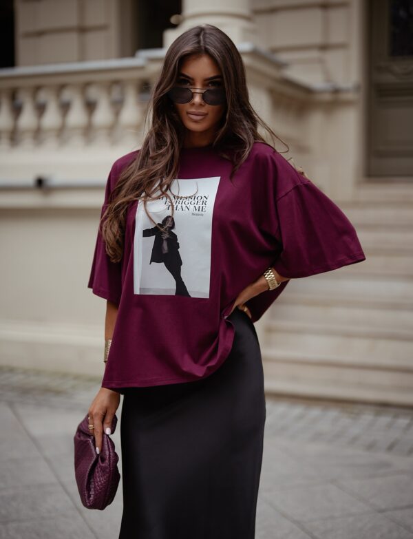 T-shirt Oversize Fashion is Bigger Than Me - burgundowy