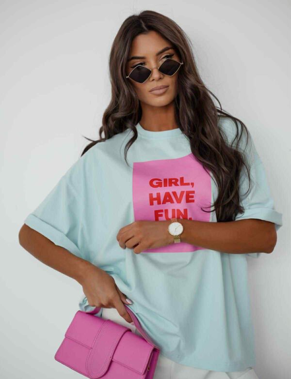 Girl, Have Fun T-shirt – miętowa koszulka oversize