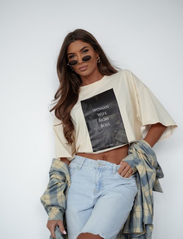 Boss Energy T-shirt – kokosowy t-shirt z nadrukiem