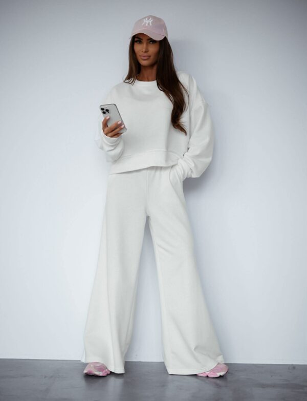 Biały Comfort Set – komplet dresowy premium